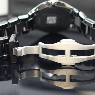 27120894e - RADO True Thinline ungetragene Damenarmbanduhr Referenz R27742162, quarz, Keramikgeh. ...