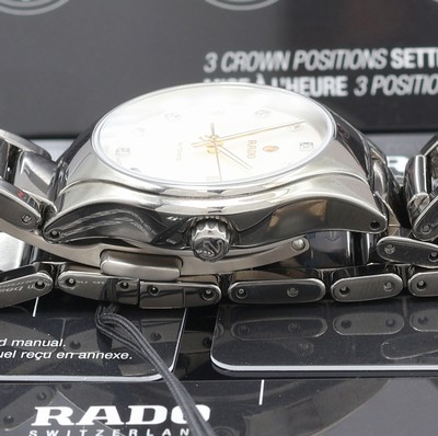 27121000d - RADO True ungetragene Damenarmbanduhr Referenz R27243902, Automatik, Keramikgeh. inkl. ...