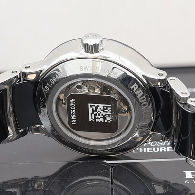 27121037e - RADO Centrix ungetragene Damenarmbanduhr Referenz R30942702, Automatik, beids. vergl. ...