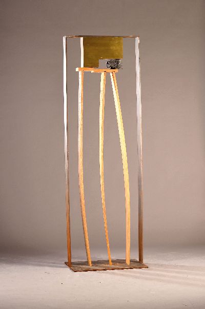 27121154k - Paul Gees, 1949, Skulptur, Titel: ´Vertikal mit ausgespartem Volumen´ Metall, Holz, ...