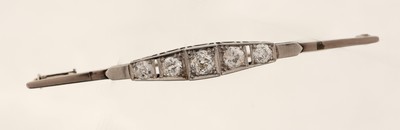 27121186a - 14 kt Gold Diamant-Brosche, 1930er Jahre, WG 585/000 gepr., 5 Altschliffdiamanten im ...