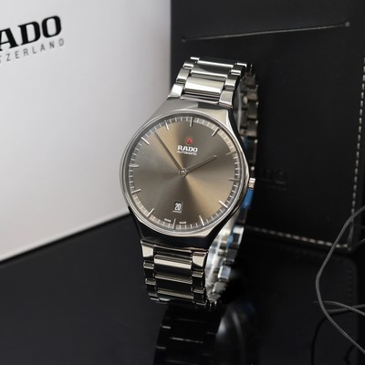 Image RADO True Thinline ungetragene Herrenarmbanduhr Referenz R27088102, Automatik, beids. ...