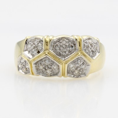 Image Ring mit Diamanten, GG/WG 585/000, Diam. zus. ca. 0.12 ct Weiß/si, anged. Wabenmuster, ...