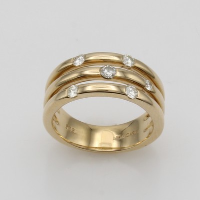 27121336a - Ring mit Brillanten, GG 585/000, 3-rhg. Optik, 6 Brill. zus. ca. 0.40 ct Weiß-l.get. ...