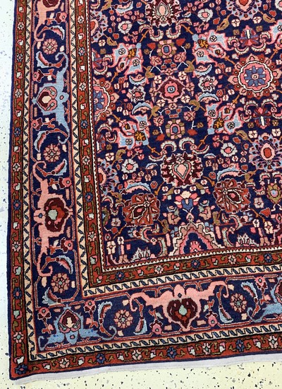 27121353b - Bidjar alt, Persien, Mitte 20.Jhd, Wolle auf Baumwolle, ca. 360 x 230 cm, EHZ: 1-2 ...