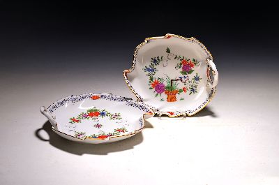 Image Two leaf bowls with a colorful sheaf pattern, Meissen, after 1945, porcelain, gold ...