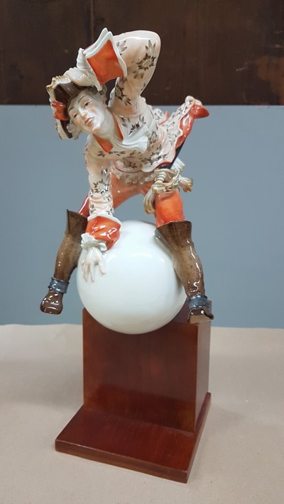 27121367c - Porzellanfigur Münchhausen, Meissen, Mitte 20. Jh., Entwurf Alexander Struck 1938, der ...