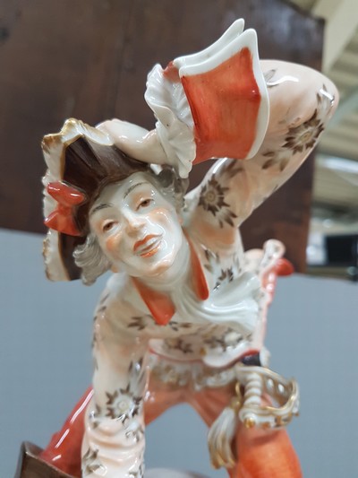 27121367e - Porzellanfigur Münchhausen, Meissen, Mitte 20. Jh., Entwurf Alexander Struck 1938, der ...