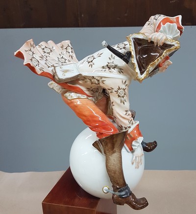 27121367f - Porzellanfigur Münchhausen, Meissen, Mitte 20. Jh., Entwurf Alexander Struck 1938, der ...