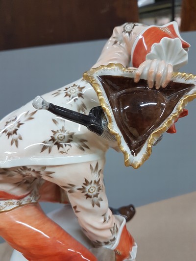 27121367h - Porzellanfigur Münchhausen, Meissen, Mitte 20. Jh., Entwurf Alexander Struck 1938, der ...