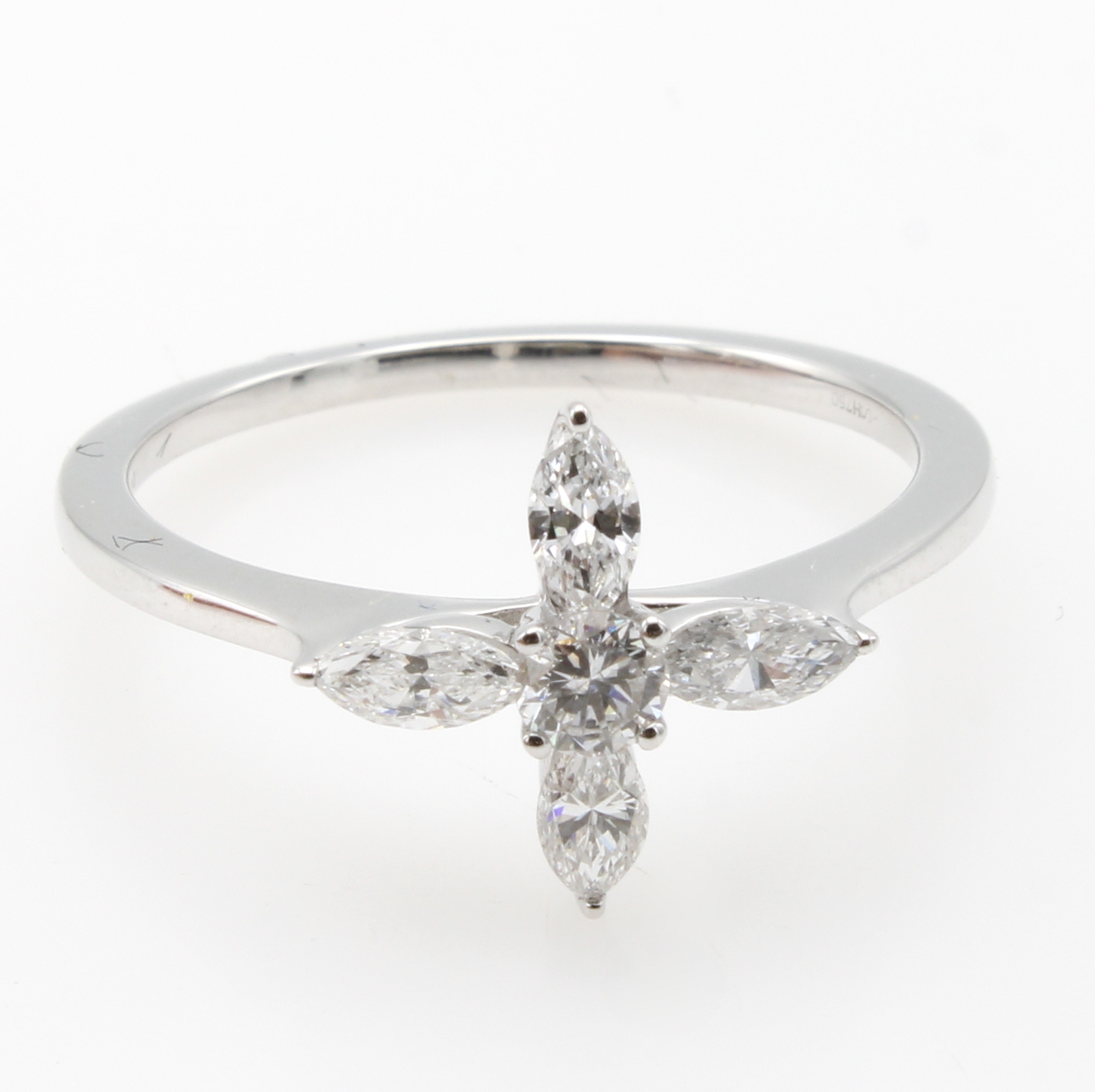 Image 27121437 - Ring mit Brillanten ´Kreuz´, WG 750/000, 5 Brill. zus. ca. 0.57 ct feines ...