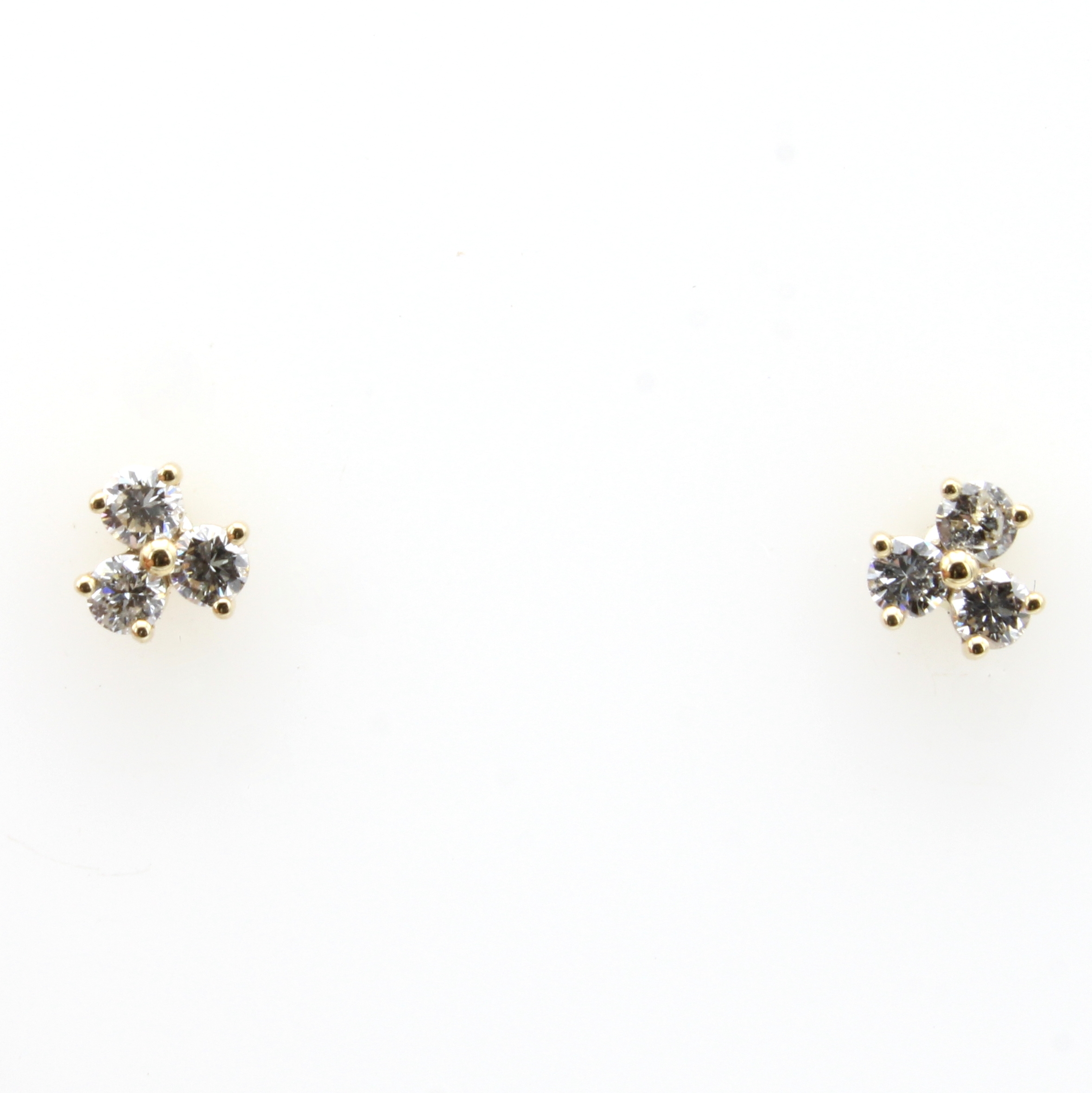 Image 27121458 - Paar Ohrstecker mit Brillanten, GG 585/000, 6 Brill. zus. ca. 0.20 ct feines ...