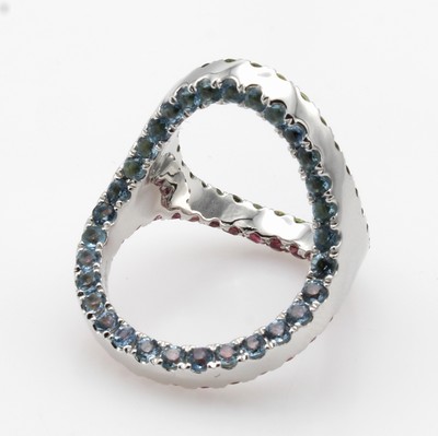 27121413b - Ausgefallener Ring mit Farbsteinen, WG 585/ 000, 61 Turmaline zus. ca. 2.36 ct, 31 Aqua- ...