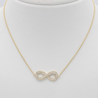 27121493a - Collier ´Infinity´ mit Brillanten, GG 585/ 000, 33 Brill. zus. ca. 0.28 ct feines ...