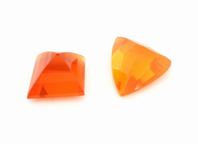 27121524a - Lot 2 lose facett. Feueropale zus. 7.87 ct, 1 x Buff-Top-Schliff, 1 x Kite-Schliff ...
