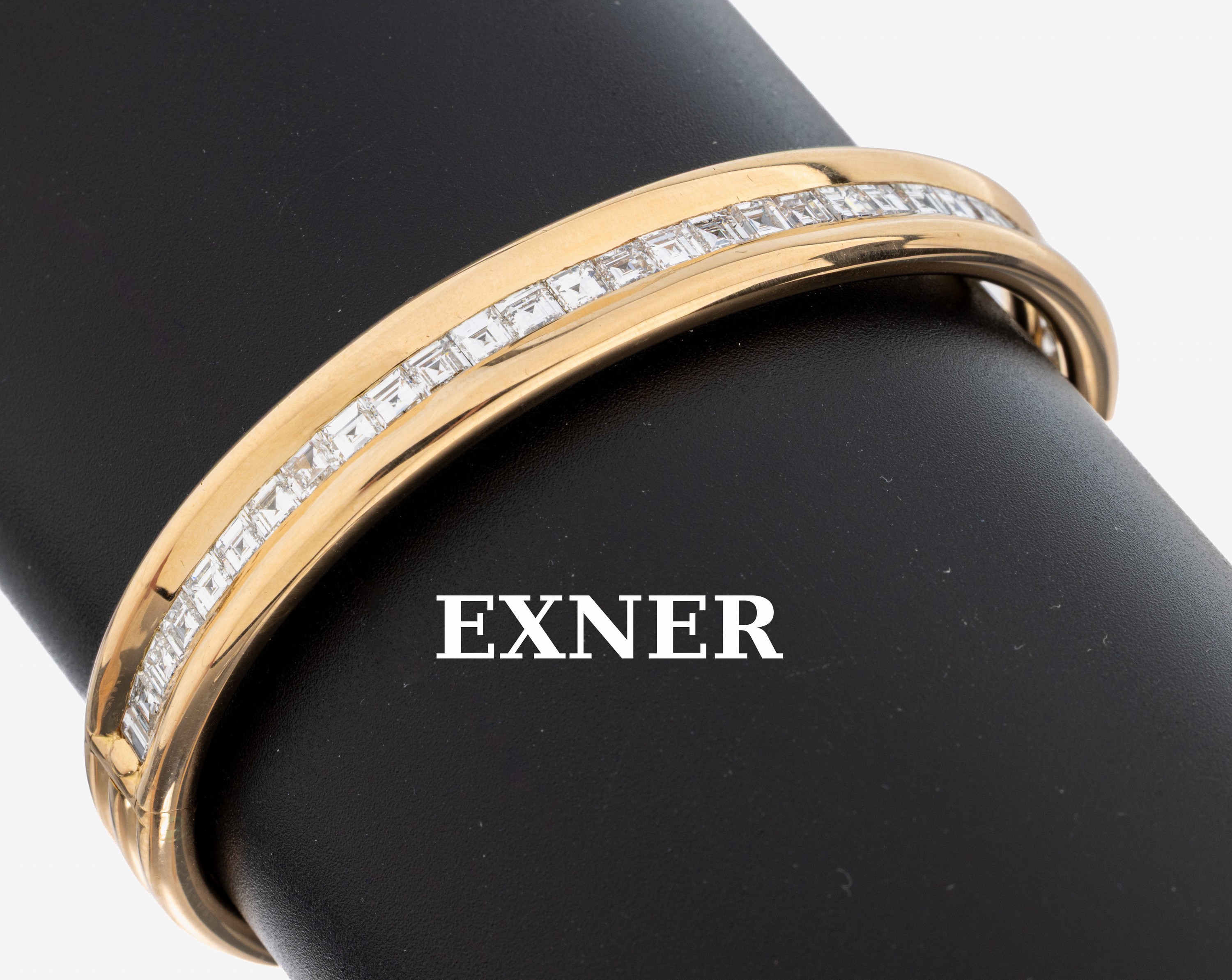 Image 27121621 - 18 kt Gold Diamant-Armreif, GG 750/000, schöne schwere Verarbeitung, 31 Diamant- ...