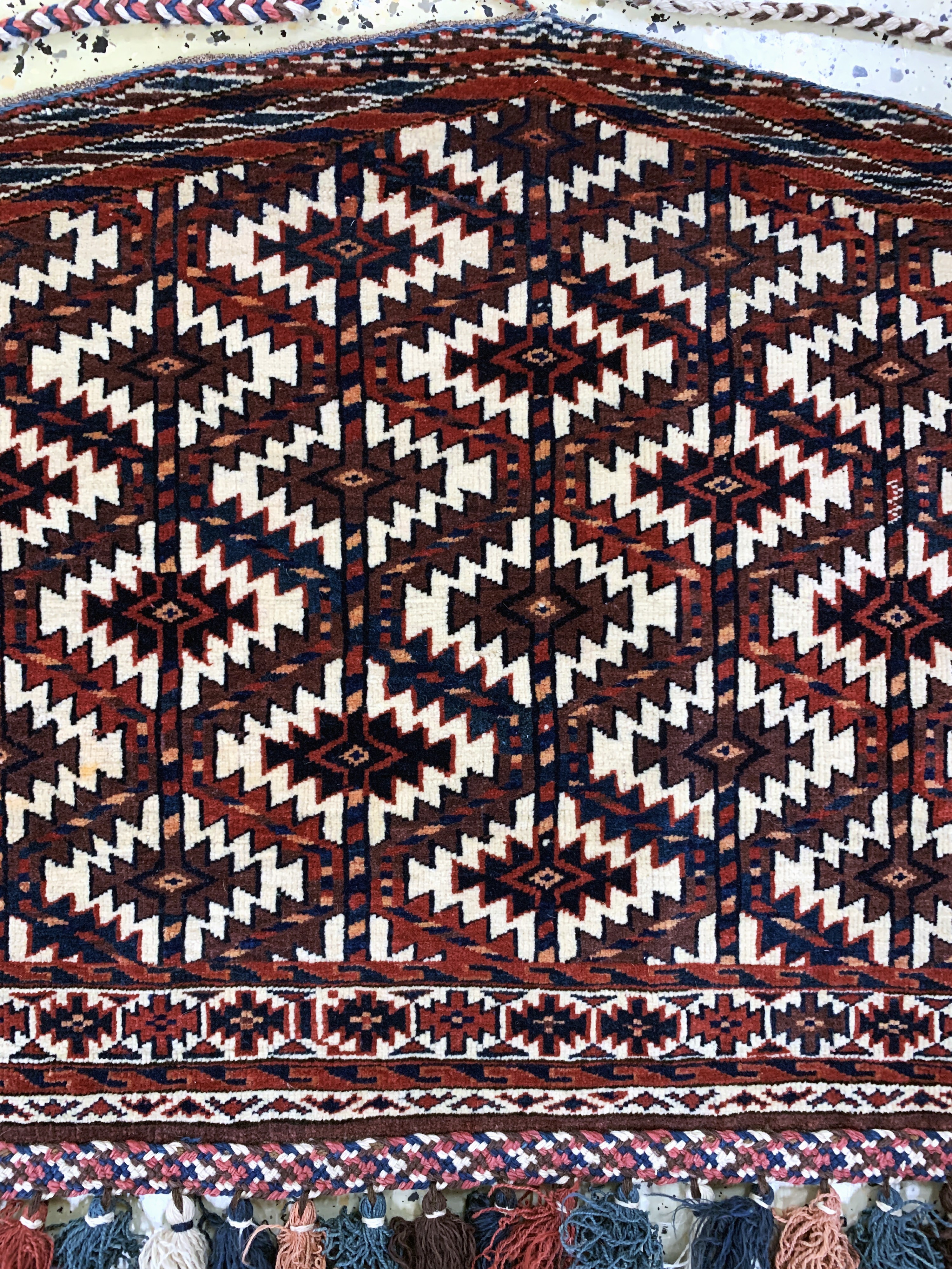 Detail c: Yomud Asmalyk antik, Turkmenistan, 19.Jhd, Wolle auf Wolle, ca. 123 x 67 cm, EHZ: 2