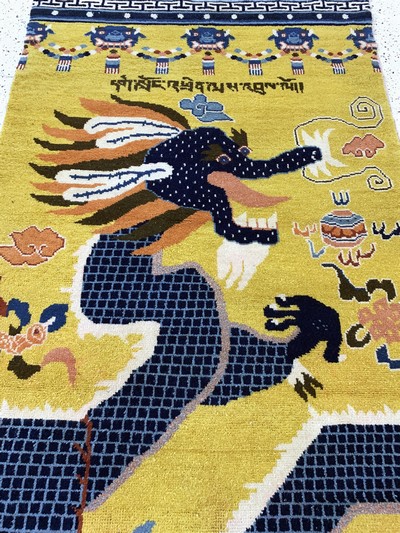 27121622e - ´Säulen-Drachen Teppich´, Ning-Hsia, Westchina, um 1900, Wolle auf Baumwolle, ca. 385 ...