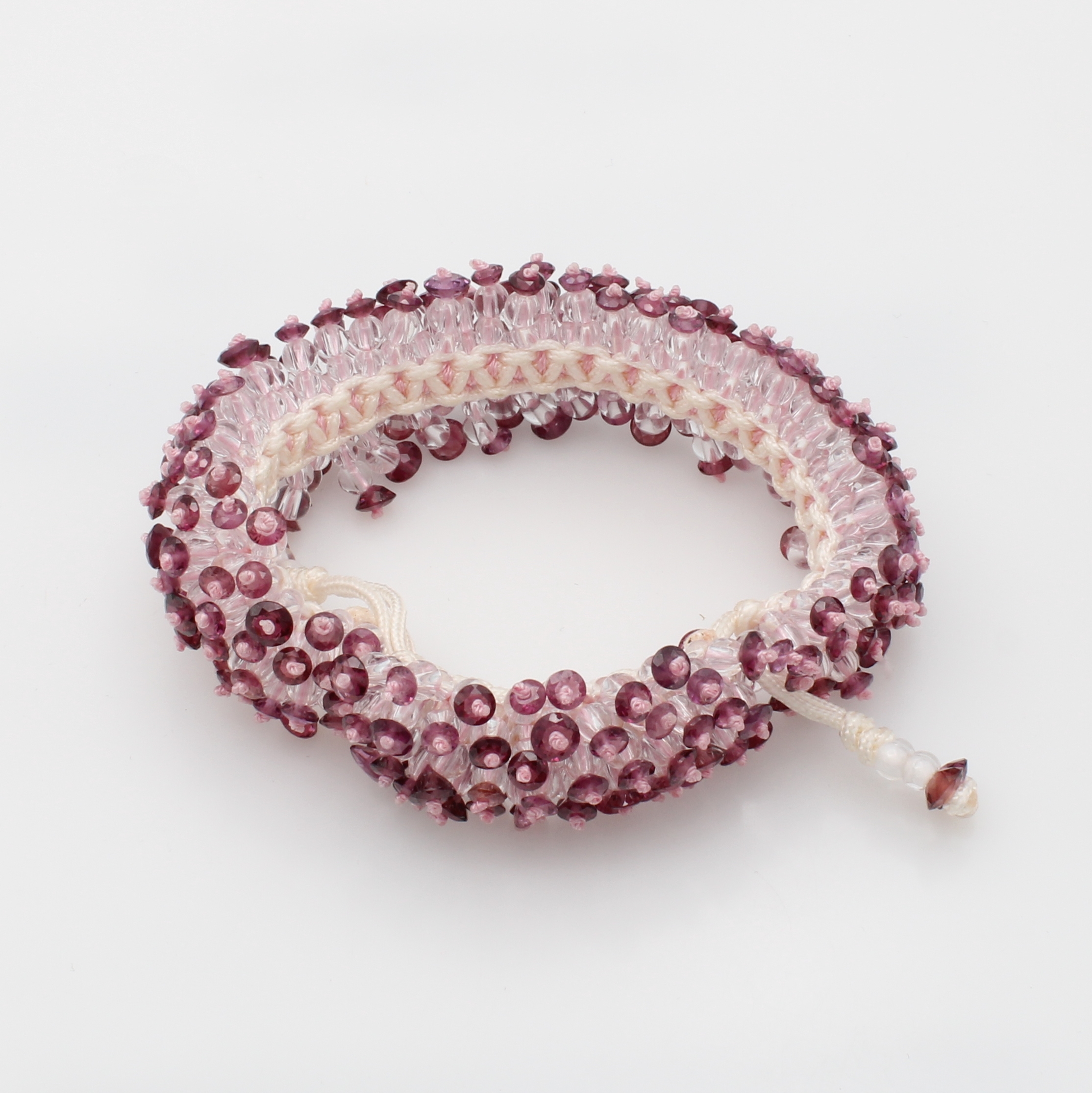 Image 27121960 - Stoffarmband mit Granaten und Kristallen, L. variabel
