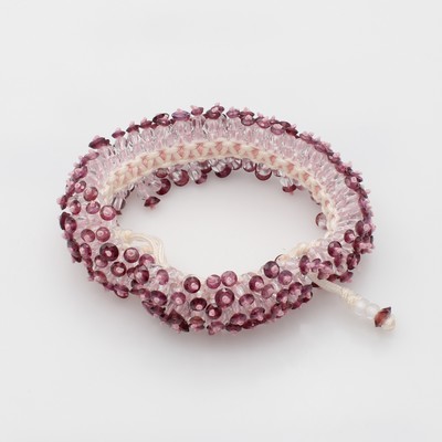Image Stoffarmband mit Granaten und Kristallen, L. variabel
