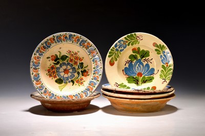 27122026a - 7tlg. Vorratsset, 11 Teller, Bauernkeramik u. 2 Delfter Teller, 11 Teller wohl ...