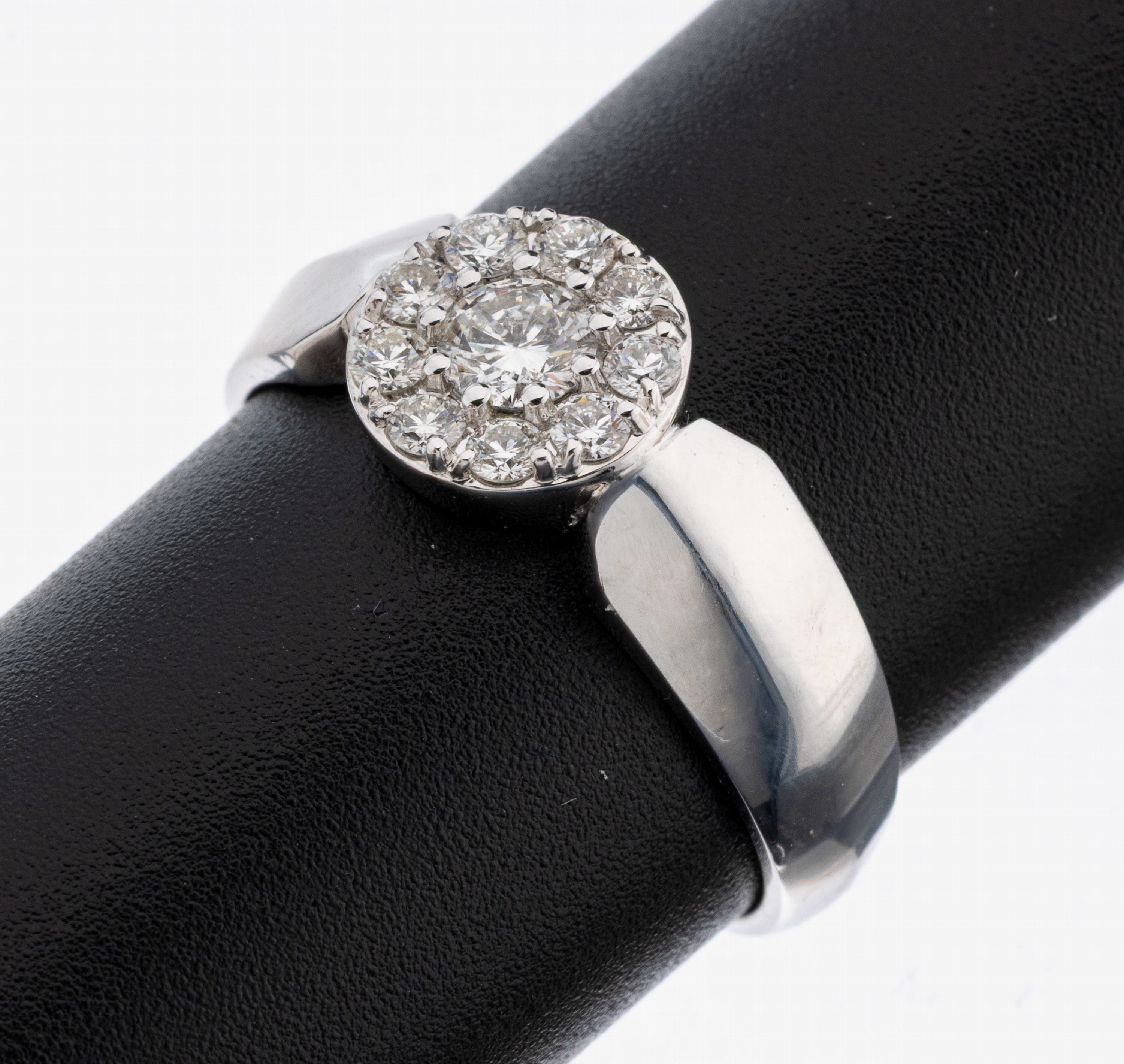 Image 27122351 - 14 kt Gold Brillant-Ring, WG 585/000, 10 Brillanten zus. ca. 0.50 ct Weiß/si-p, RW 57, ...