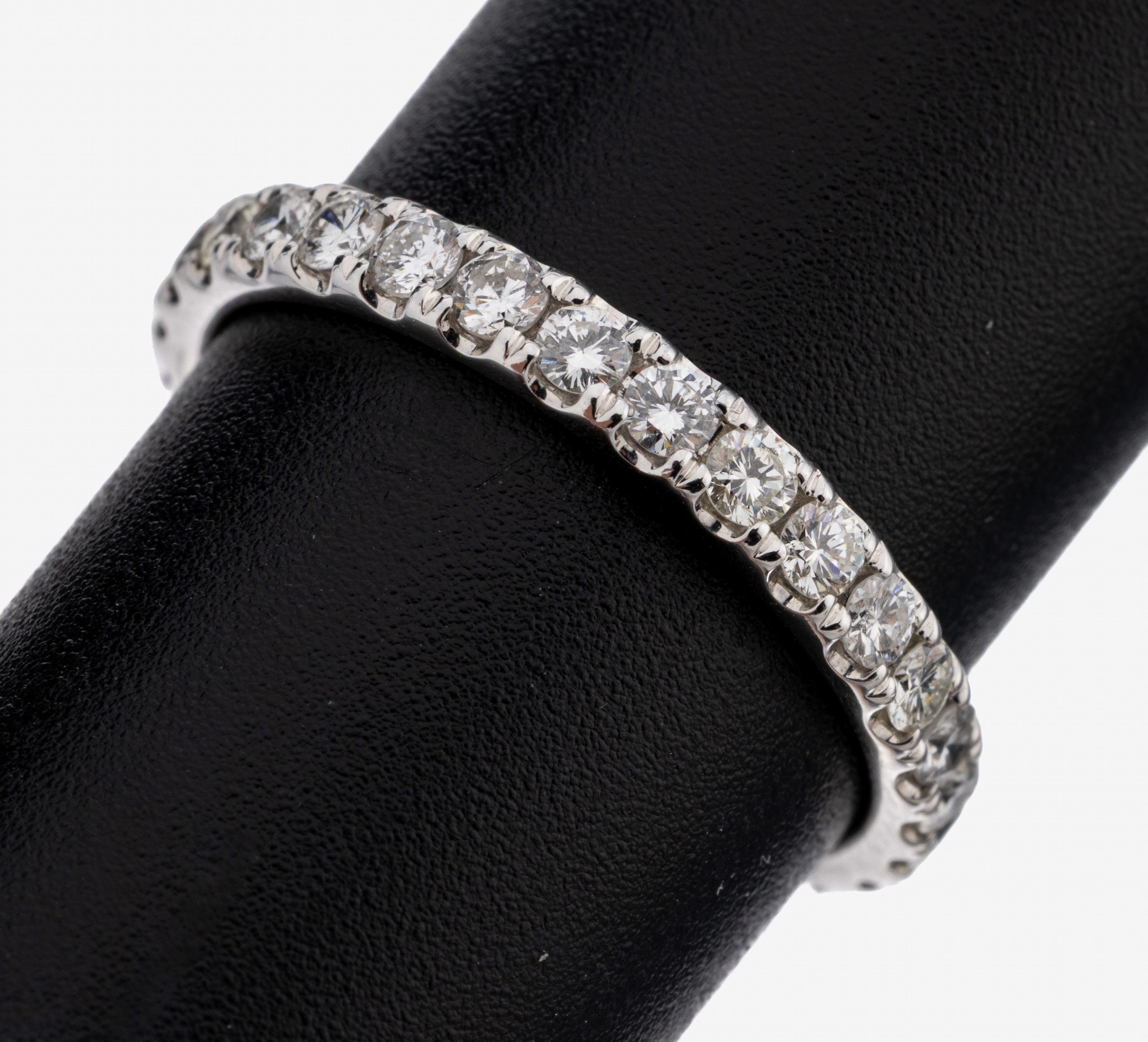 Image 27122369 - 14 kt gold Brillant-Memoryring, WG 585/000,29 Brillanten zus. ca. 0.92 ct (grav.) ...