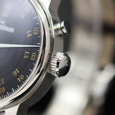 27122309c - MEISTERSINGER Bell Hora nahezu neuwertige, ungetragene Einzeiger-Herrenarmbanduhr ...