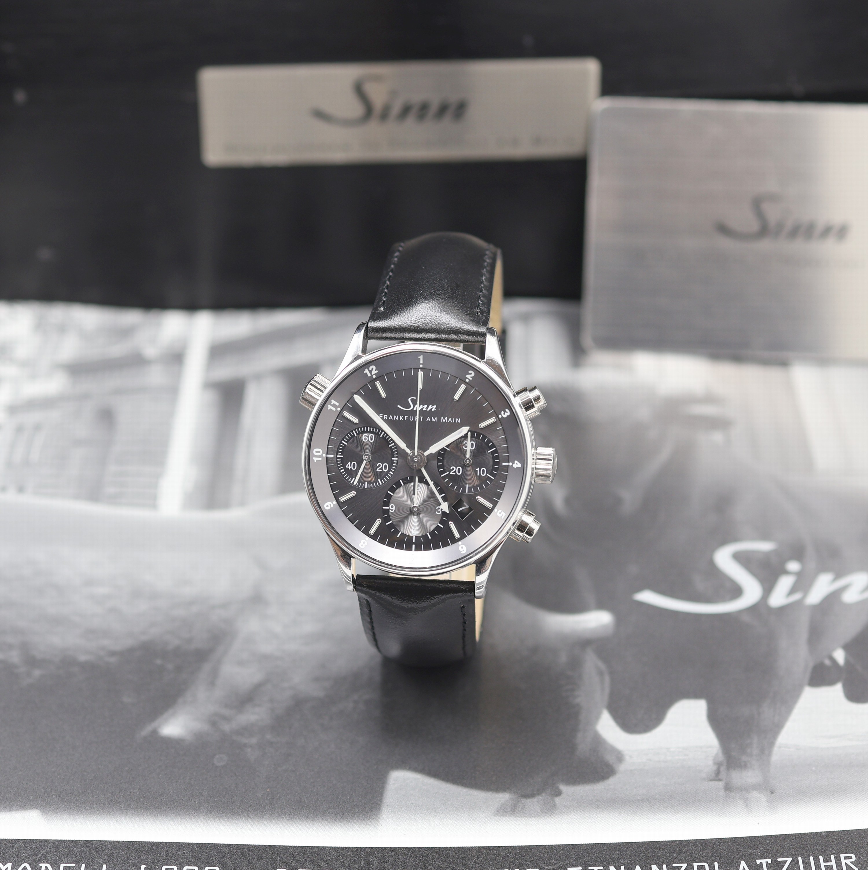 Image 27122604 - SINN Finanzplatzuhr auf 40 Stück limitierter Herrenchronograph zum 40 jährigem ...