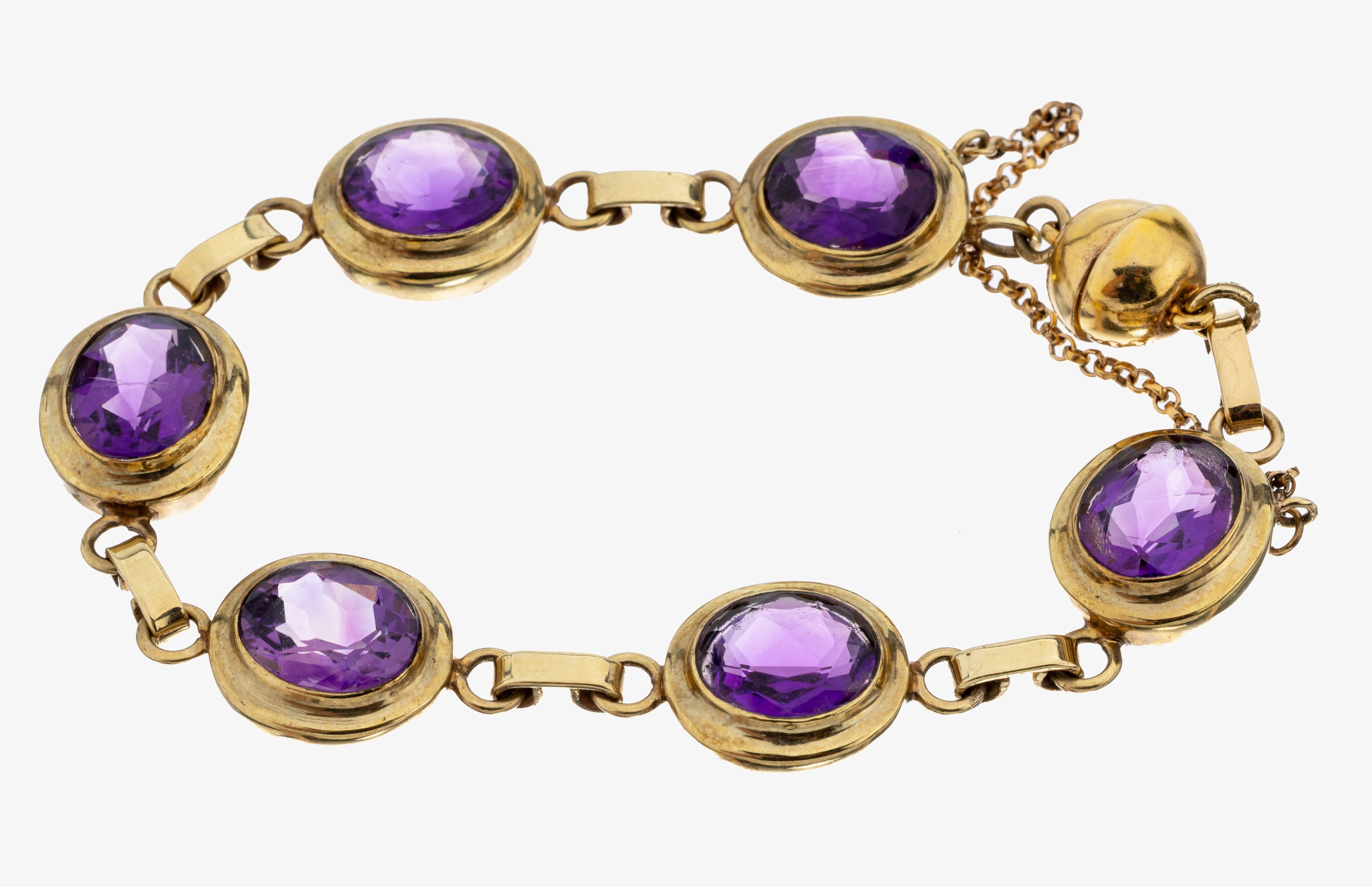 Image 27122649 - 8 kt Gold Amethyst-Armband, GG 333/000 gepr., 6 ovalfacett. Amethyste zus. ca. 40.0 ct, ...