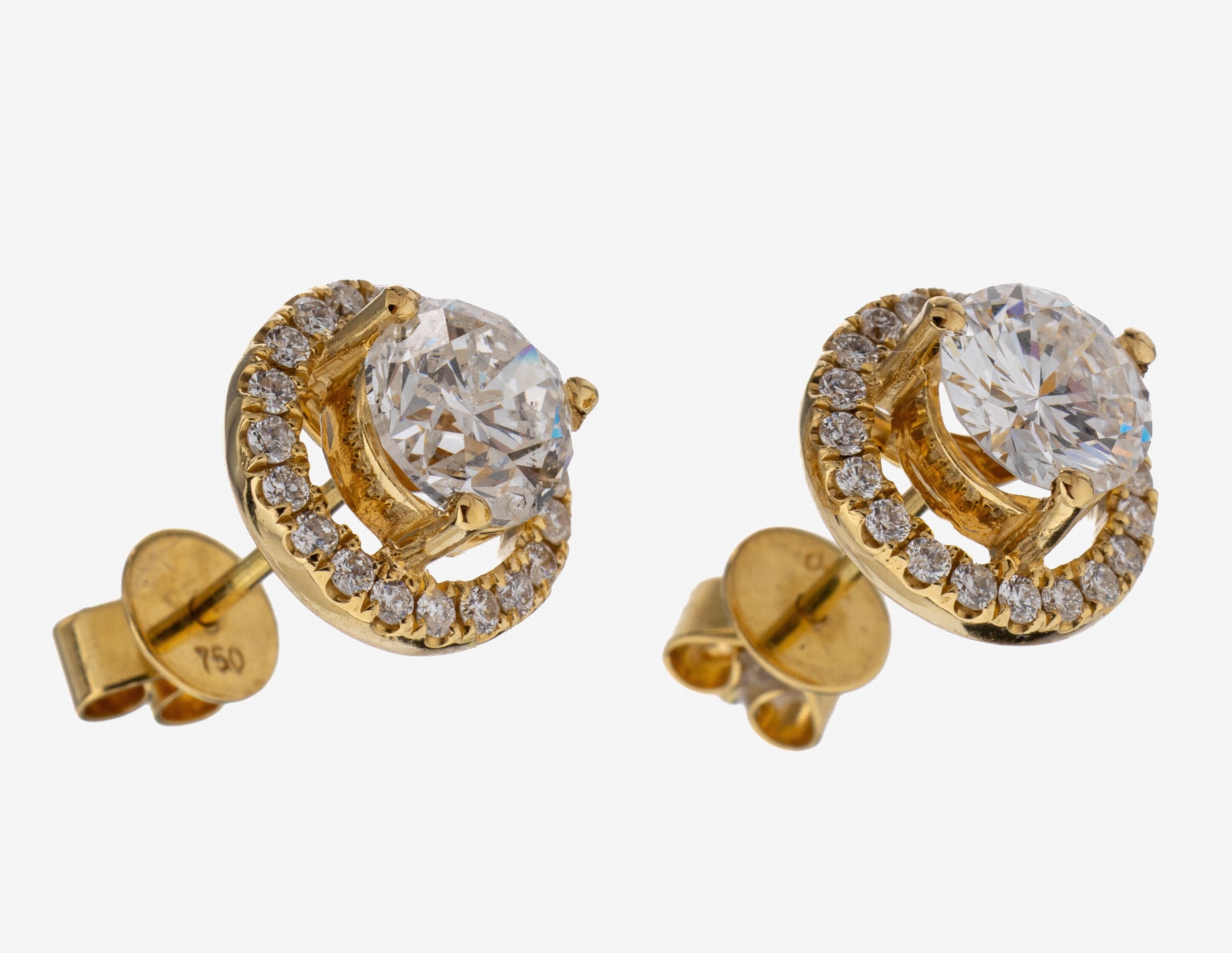 Image 27122691 - Pair of 18 kt gold brilliant-earrings , YG 750/000, centered 2 brilliants total approx. ...