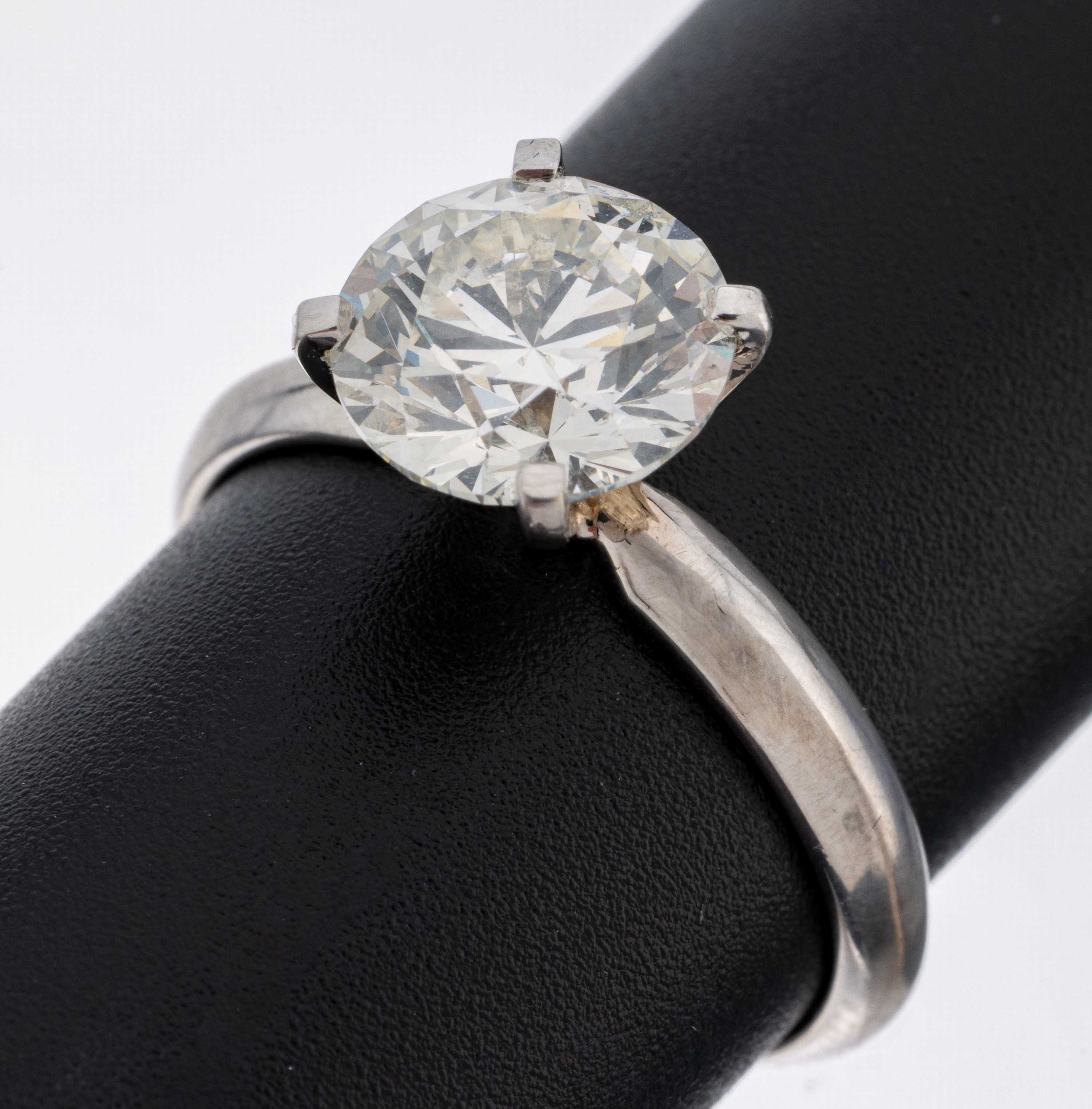 Image 27122698 - 14 kt Gold Brillant-Ring, WG 585/000, Brillant ca. 2.50 ct feines Weiß (F)/si1 lt. ...
