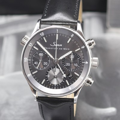 27122604a - SINN Finanzplatzuhr auf 40 Stück limitierter Herrenchronograph zum 40 jährigem ...