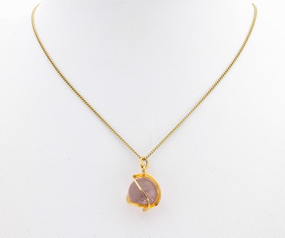 27122644a - 14 kt Gold Rosenquarz-Anhänger, GG 585/000,ungewöhnlich, bewegl. gefasste ...