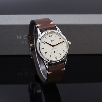 27122676a - NOMOS Club Armbanduhr, Handaufzug, Edelstahlgeh. inkl. Lederband m. orig. Dornschl., ...