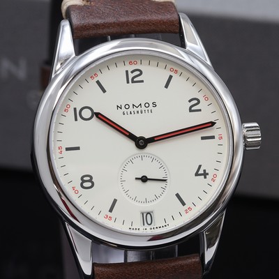 27122676b - NOMOS Club Armbanduhr, Handaufzug, Edelstahlgeh. inkl. Lederband m. orig. Dornschl., ...
