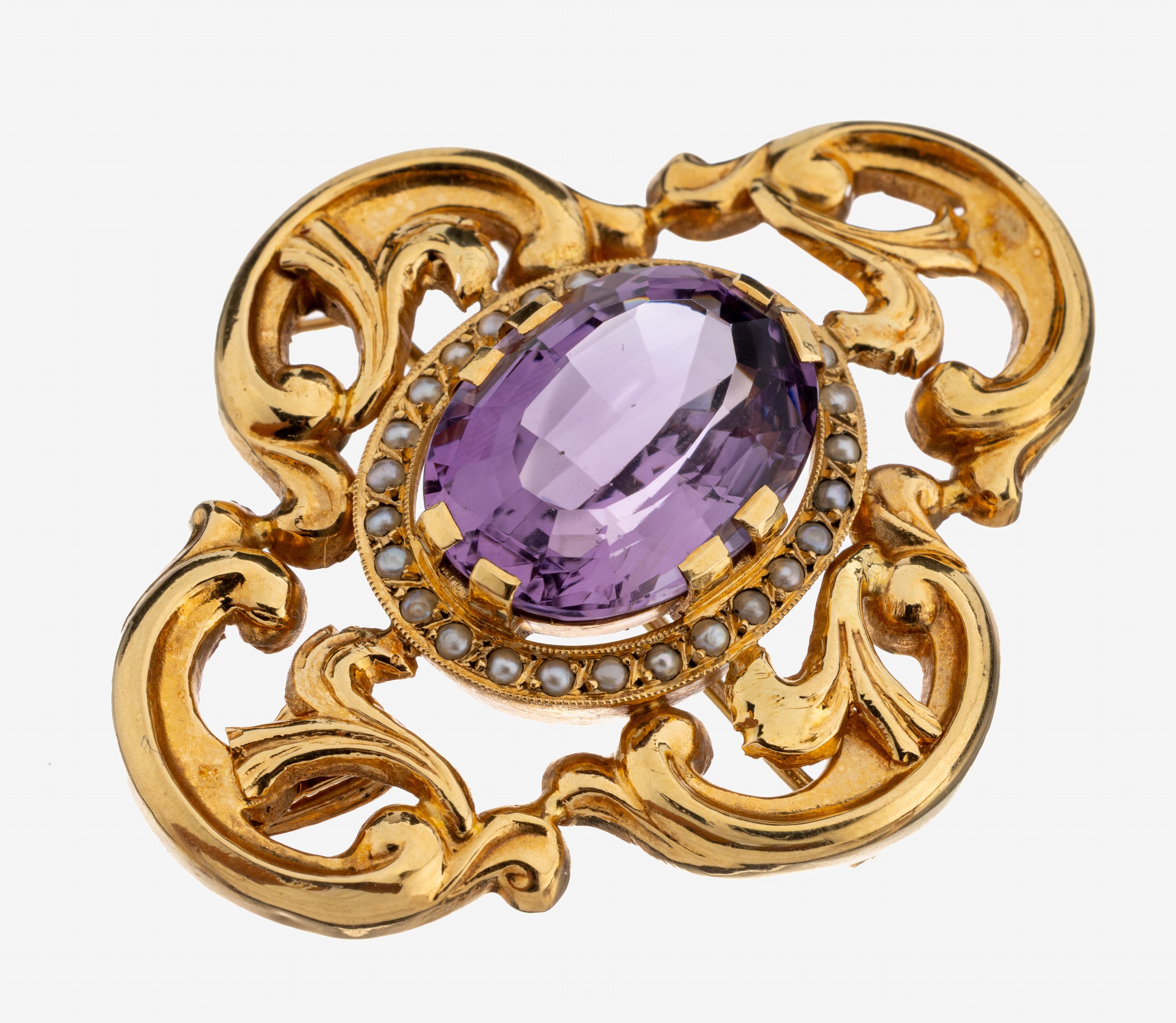 Image 27122702 - 18 kt Gold Amethyst-Perl-Brosche, GG 750/000, Rokoko-Stil, mittig Amethyst im ovalem ...