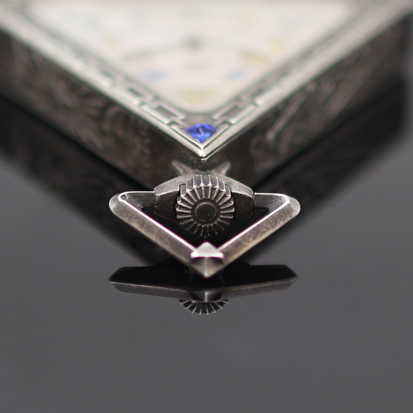 Detail c: SOLVIL WATCH CO / G. SCHWAB_LOEILLE Freimaurer Taschenuhr in Sterlingsilber, Schweiz um 1930, aufw. 3-eckiges Geh. mit Freimaurersymbolik, unter ...