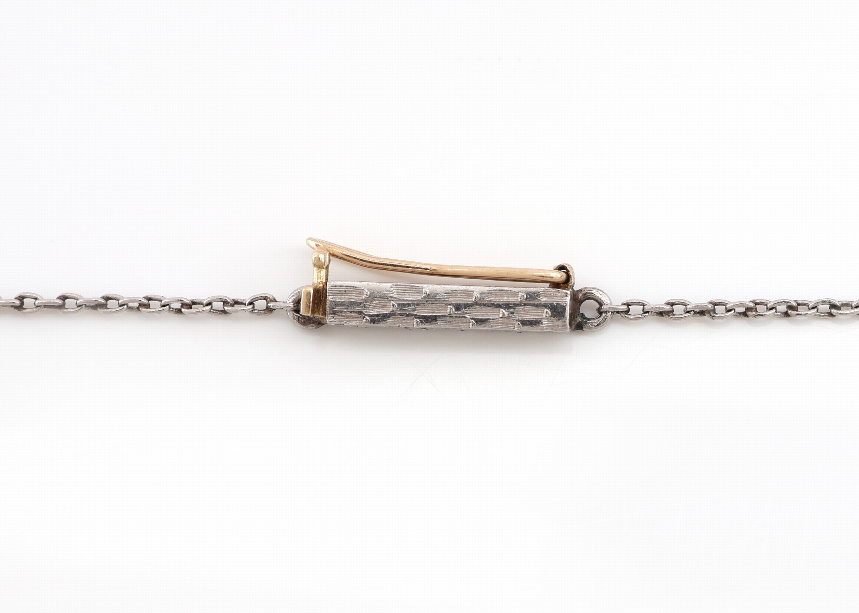 Detail c: 18 kt Gold Jugendstil Diamant-Perl-Collier, um1900-10, GG 750/000 gepr., geschwungenes florales Mittelteil, 1 Altschliffdiamant, bewegl. gefasst, ...