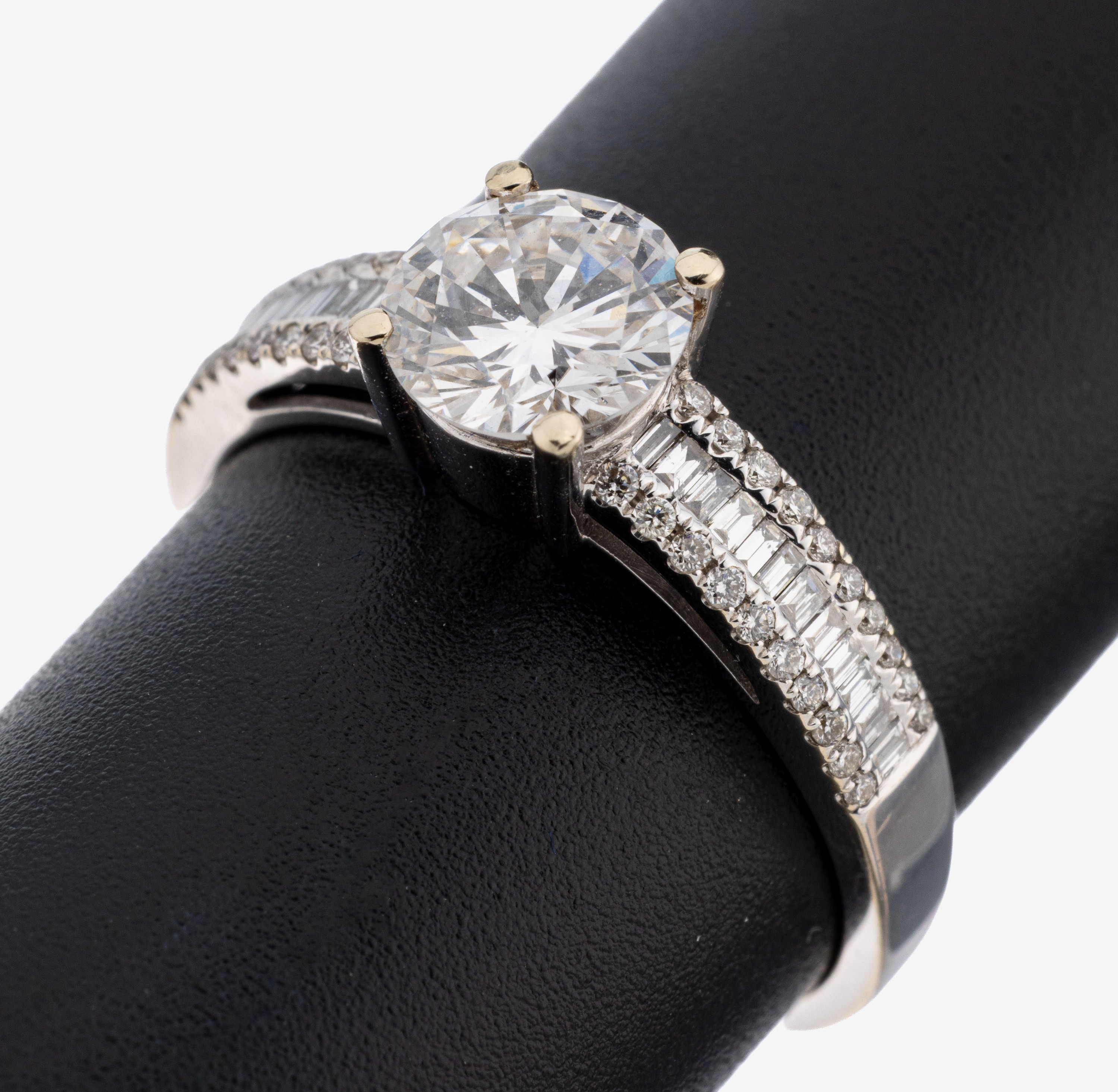 Image 27122783 - 18 kt Gold Diamant-Ring, WG 750/000, mittigBrillant 1.11 ct hochfeines Weiß (D)/vvs2, ...