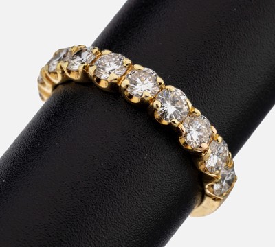 Image 18 kt Gold Brillant-Ring, GG 750/000, 10 Brillanten zus. ca. 1.50 ct feines Weiß ...