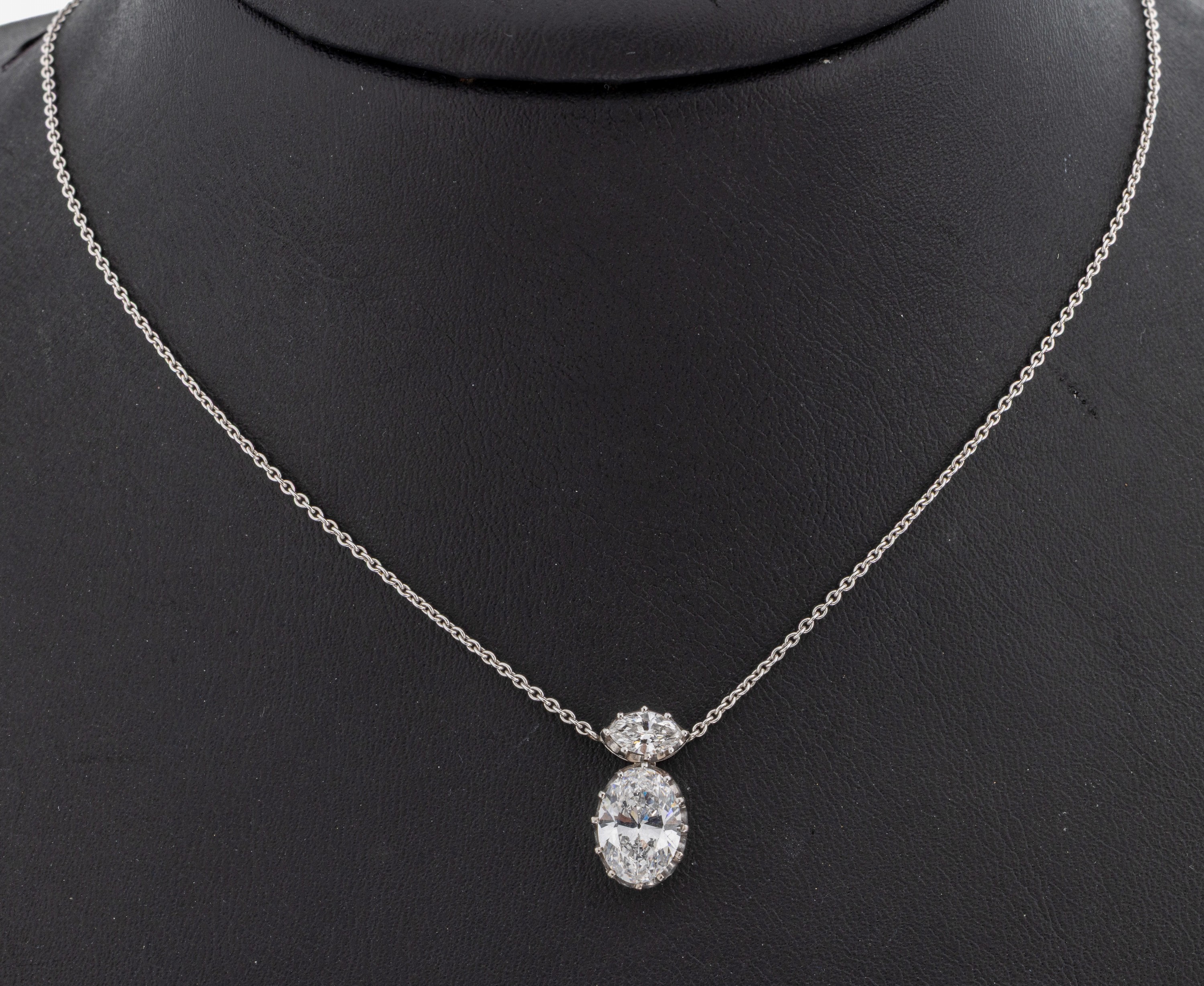Image 27122934 - 18 kt Gold Diamant-Collier, WG 750/000, Mittelteil mit einem ovalfacett. Diamant 1.70 ...