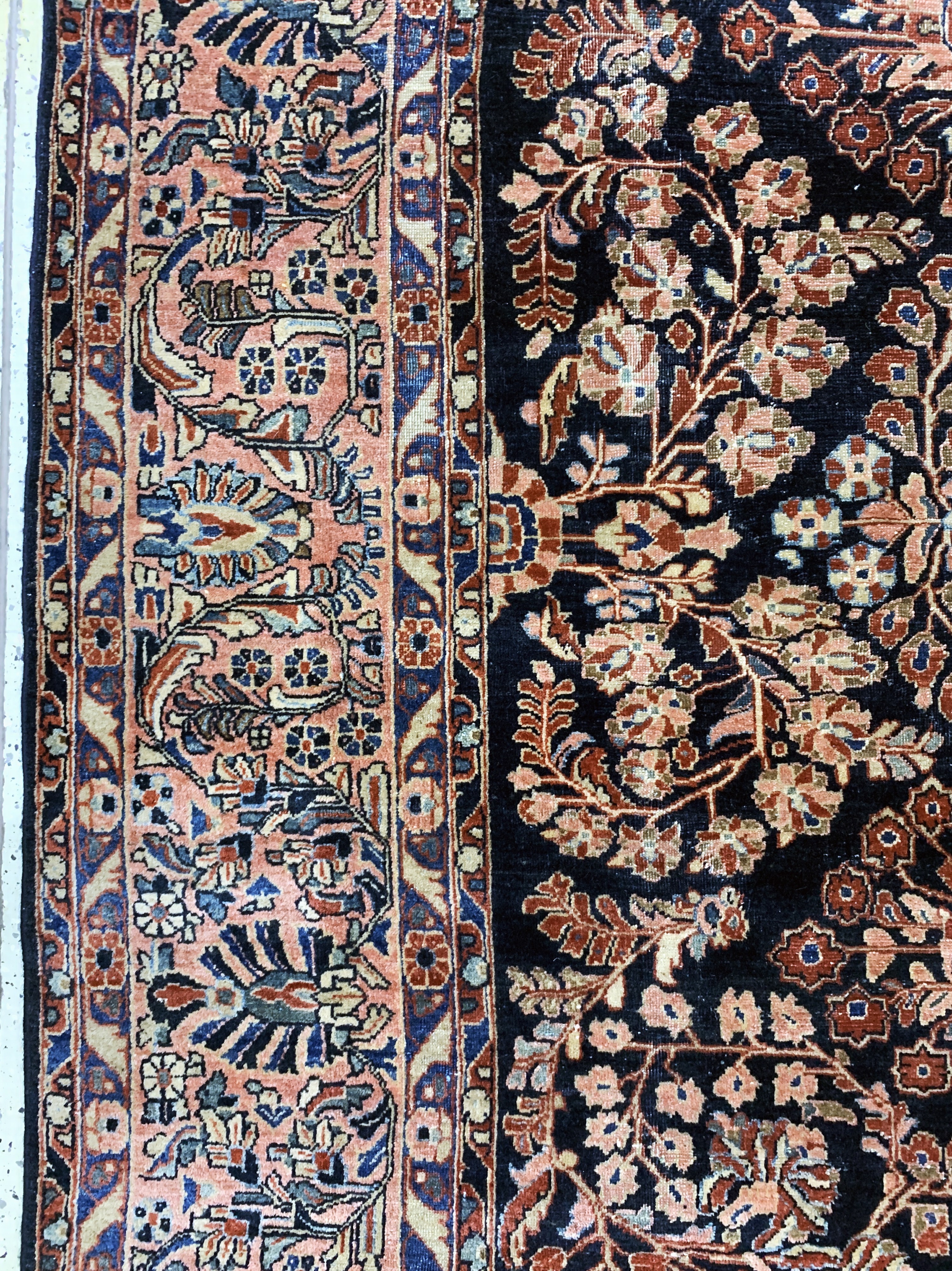 Detail d: Us Re-Import Sarogh antik, Persien, um 1900, Wolle auf Baumwolle, ca. 350 x 265 cm, EHZ: 3, (geflickt)