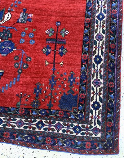 27122956a - Sirjan old, Persia, mid-20th century, wool on cotton, approx. 225 x 163 cm, condition: ...