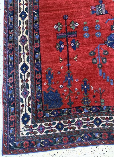 27122956b - Sirjan old, Persia, mid-20th century, wool on cotton, approx. 225 x 163 cm, condition: ...