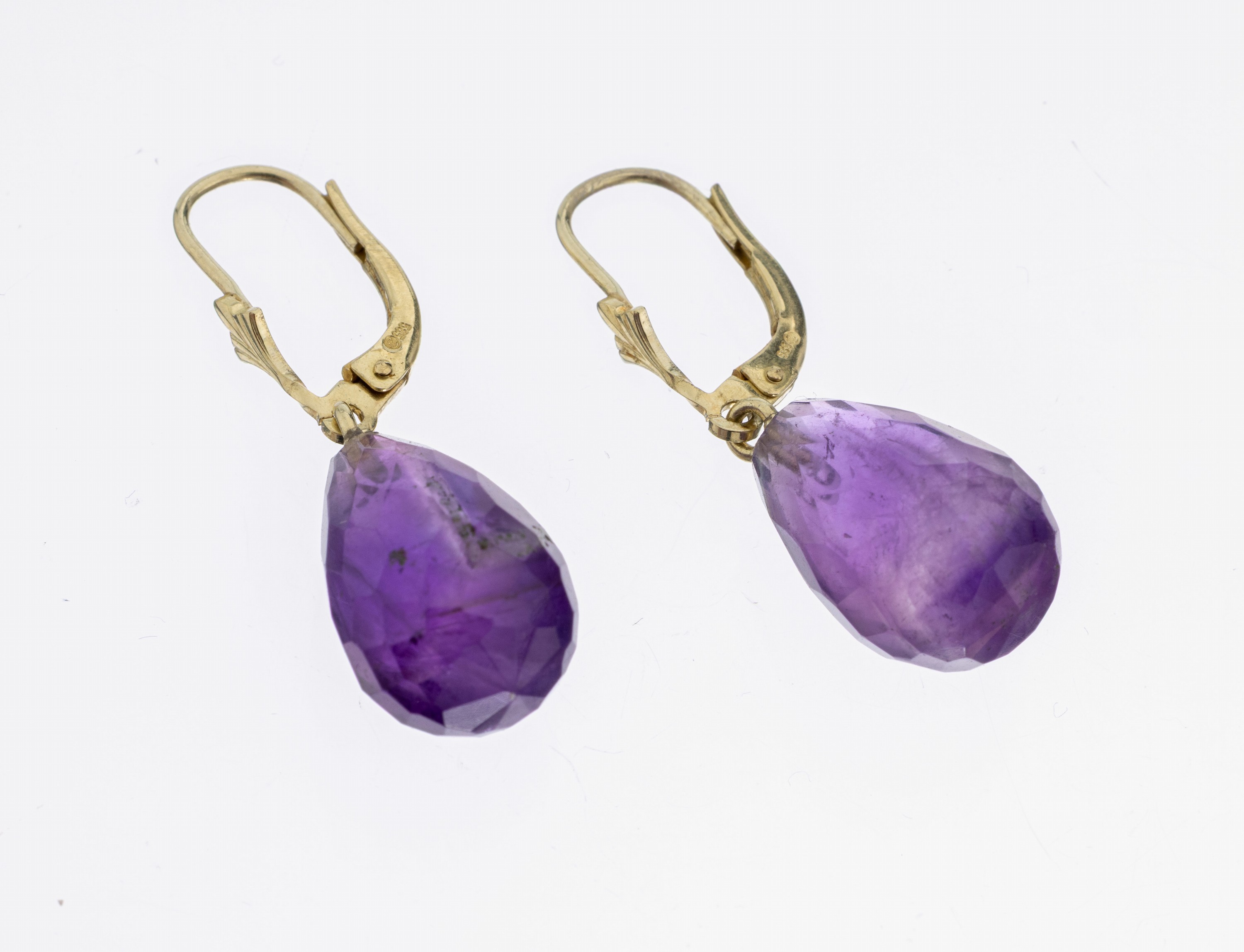 Image 27123374 - Paar 14 kt Gold Amethyst-Ohrhänger, GG 585/000, bewegl. abgehangene facett. ...