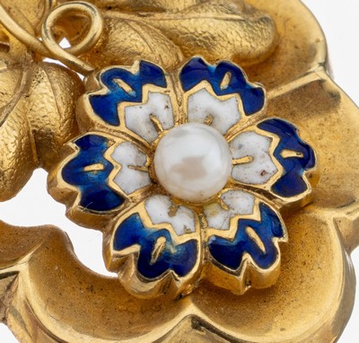 27123377a - 14 kt Gold Perl-Email-Anhänger, um 1920, GG585/000, florale Gestaltung, mittig kl. ...