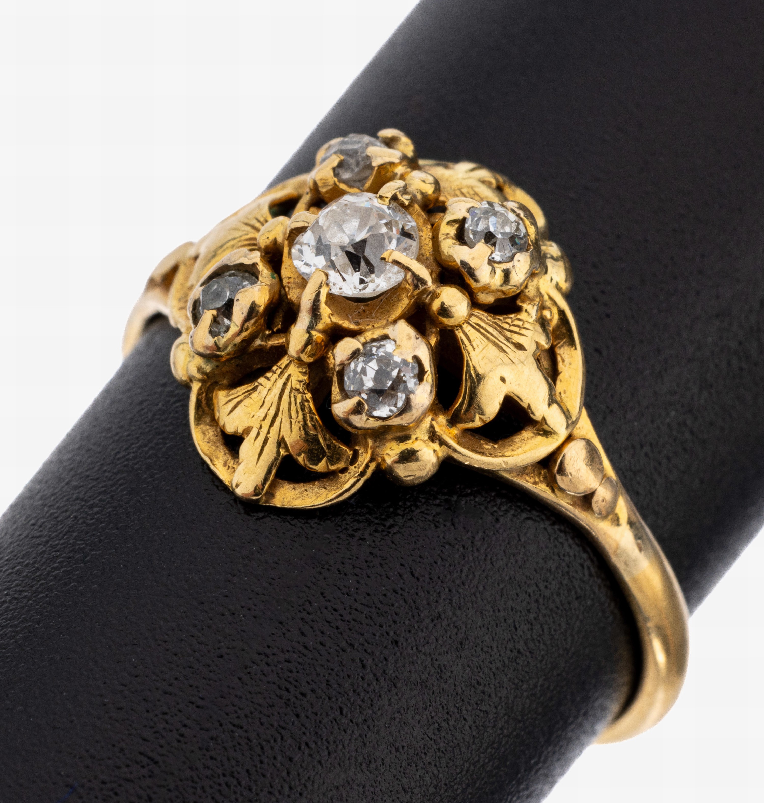 Image 27123402 - 18 kt Gold Diamant-Ring, wohl Amerika, um 1900-10, GG 750/000, Ringkopf durchbrochen,5 ...