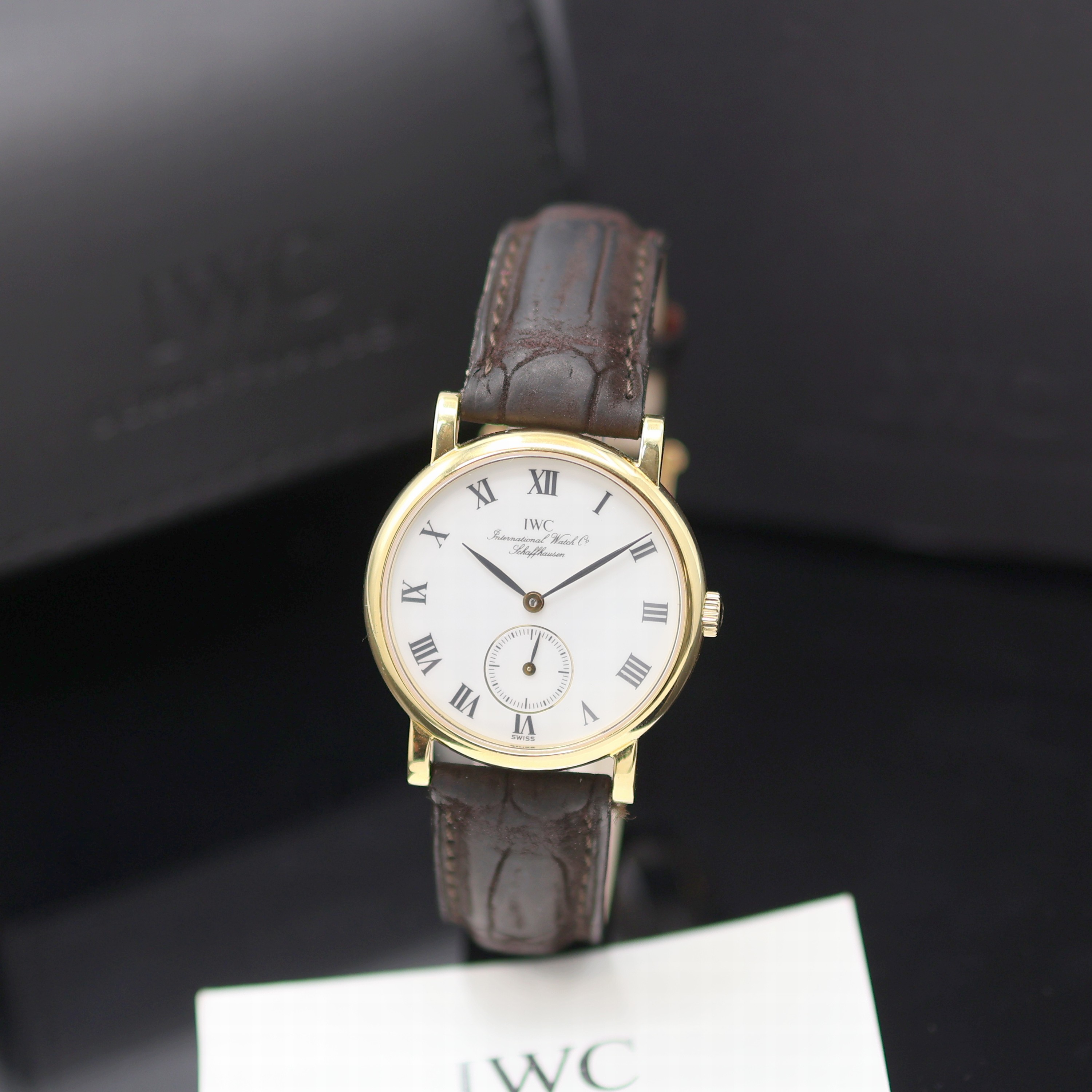 Image 27123628 - IWC Portofino Kaliber 4231 Armbanduhr in GG 750/000, Schweiz um 1990, Handaufzug, 2- ...