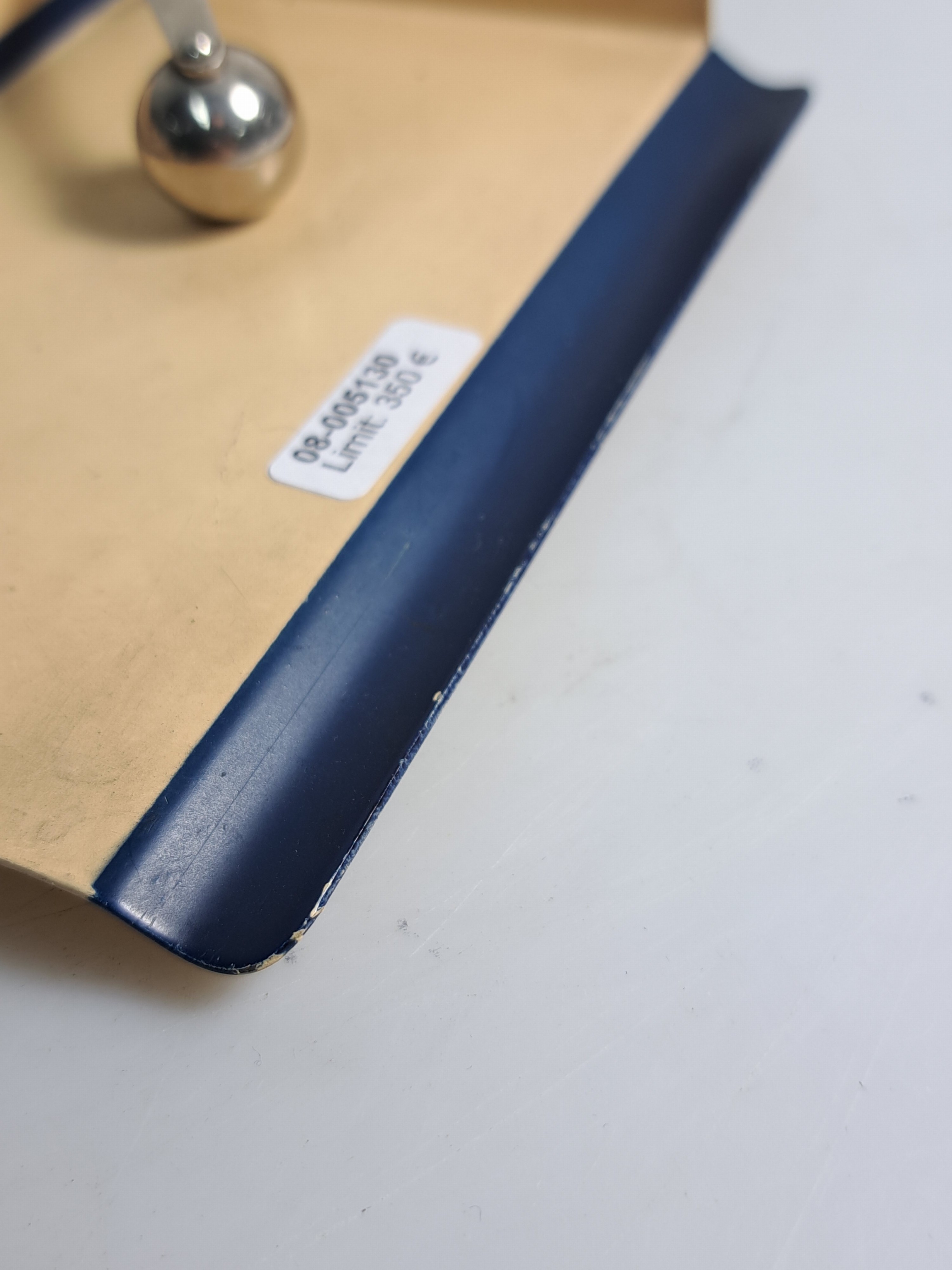 Detail k: Marianne Brandt, Ruppel-Werke, Zettelkasten, Werbung Vereinige Kugellagerfabriken Aktiengesellschaft Schweinfurt, lackiert, l. Gebr.spuren, ca. ...